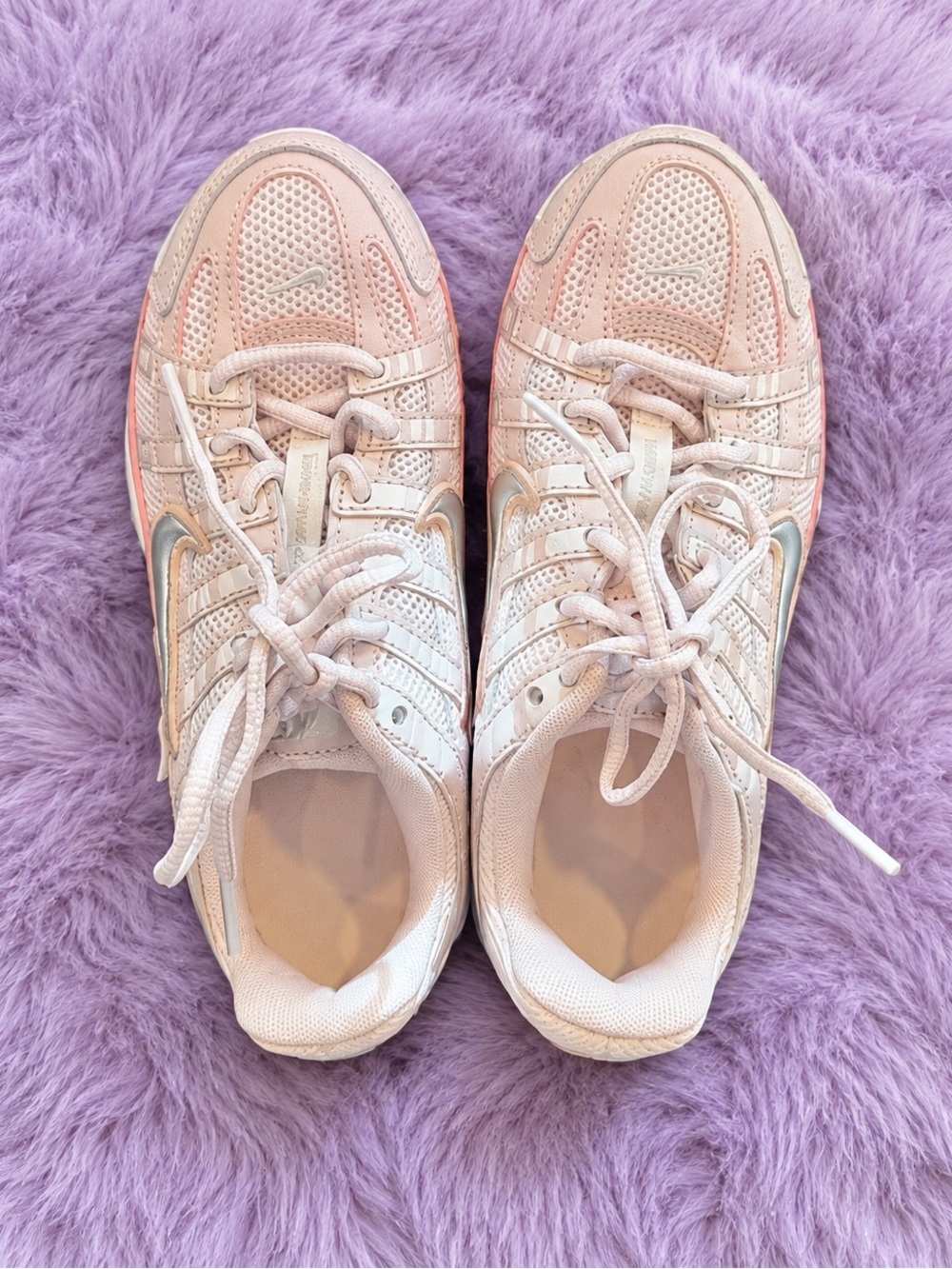 Nike P-6000 Girls Sneakers Light Soft Pink Metallic Silver Size 1.5Y